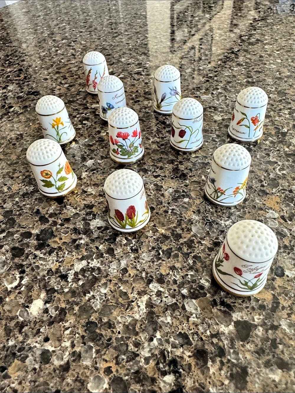 Franklin Mint 1978 Floral Porcelain Thimble Collection - set of 11